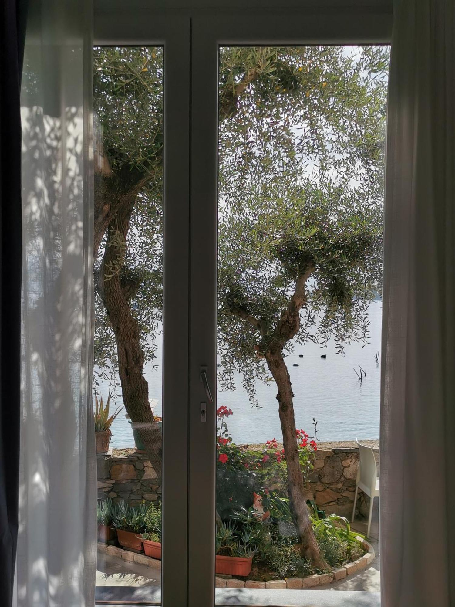 B&B La Palafitta Porto Venere Exteriör bild