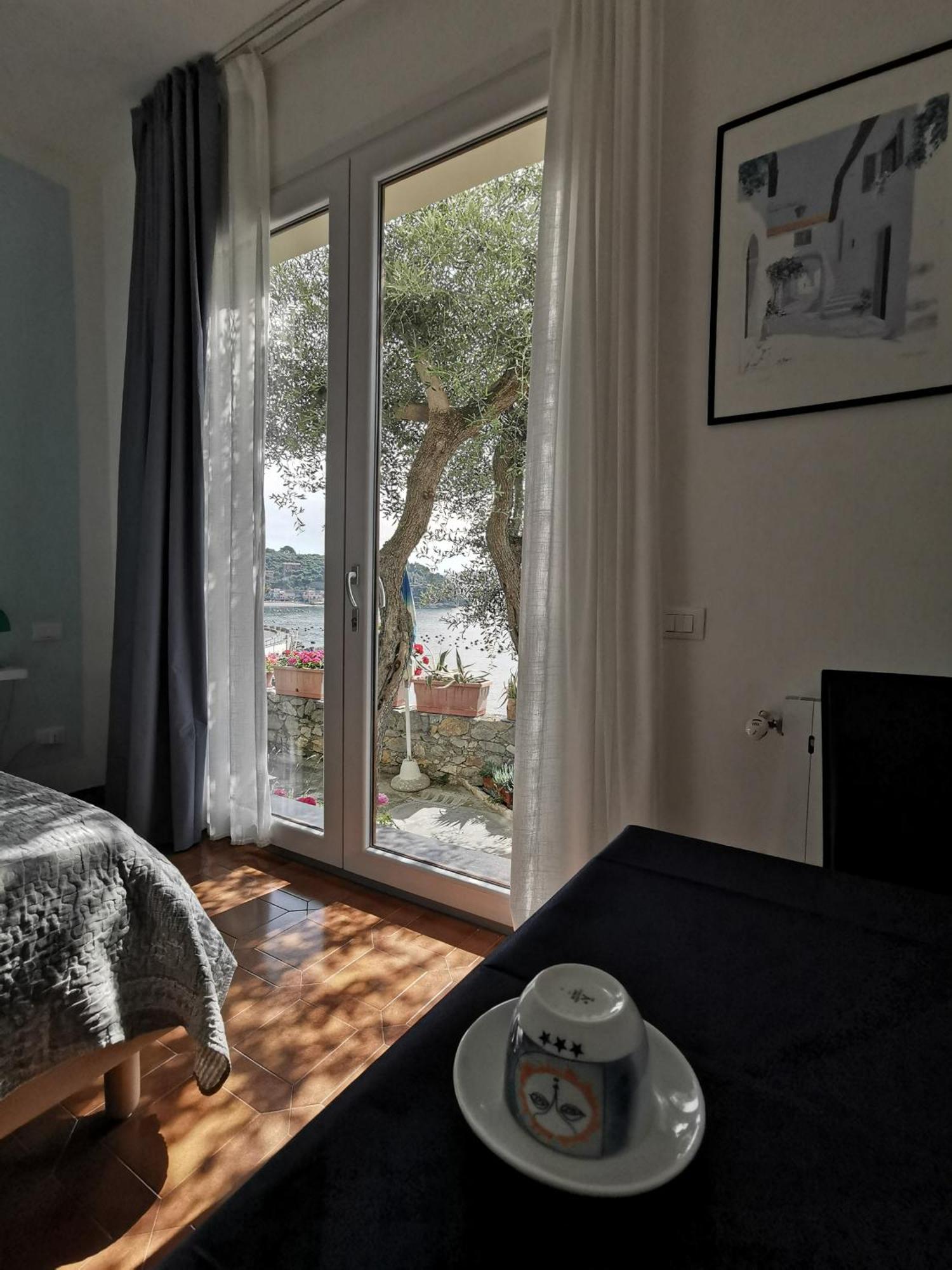 B&B La Palafitta Porto Venere Exteriör bild
