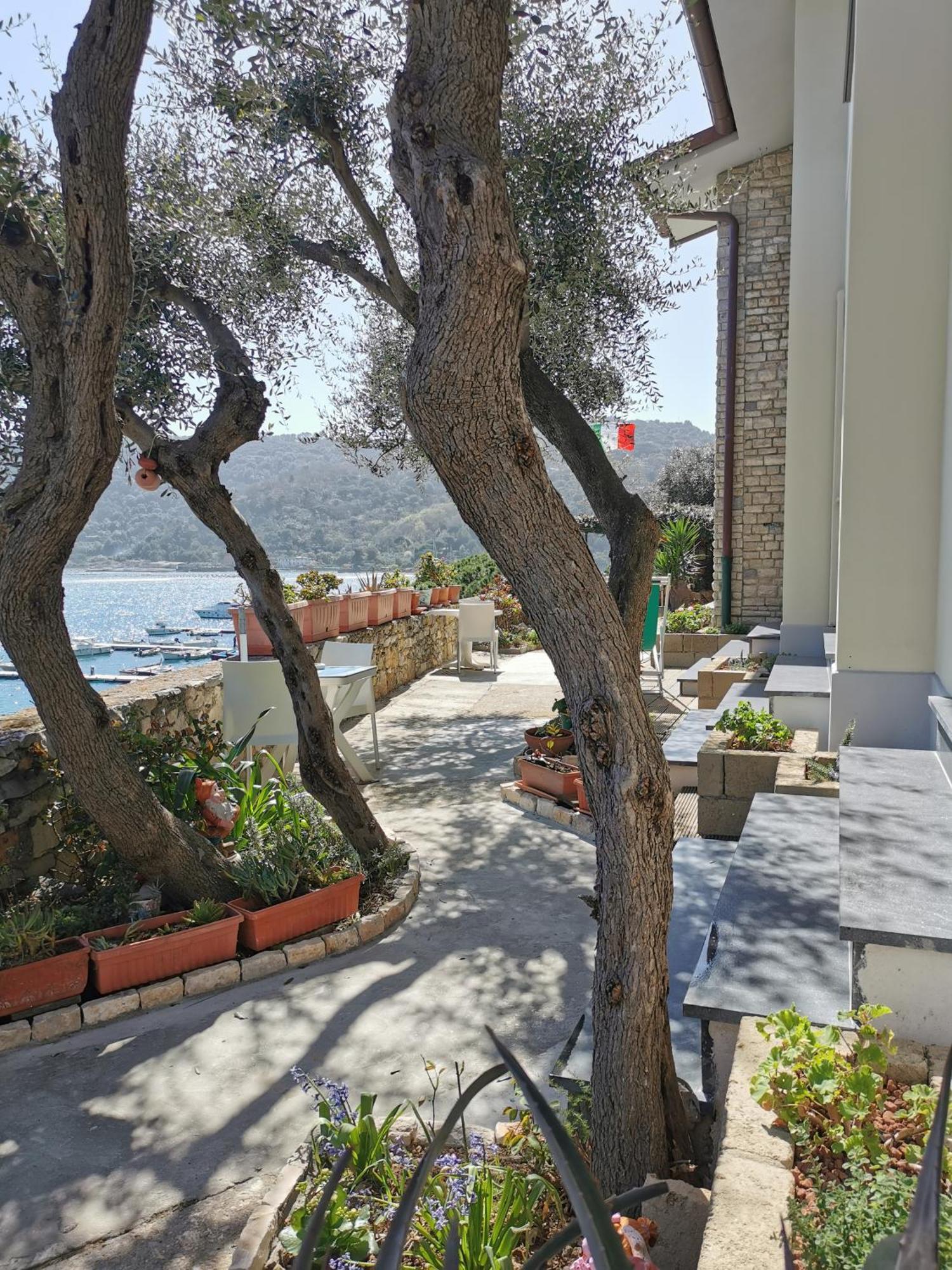 B&B La Palafitta Porto Venere Exteriör bild