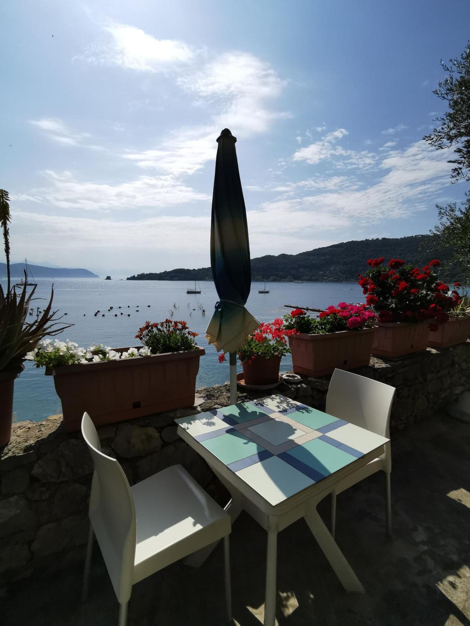 B&B La Palafitta Porto Venere Exteriör bild